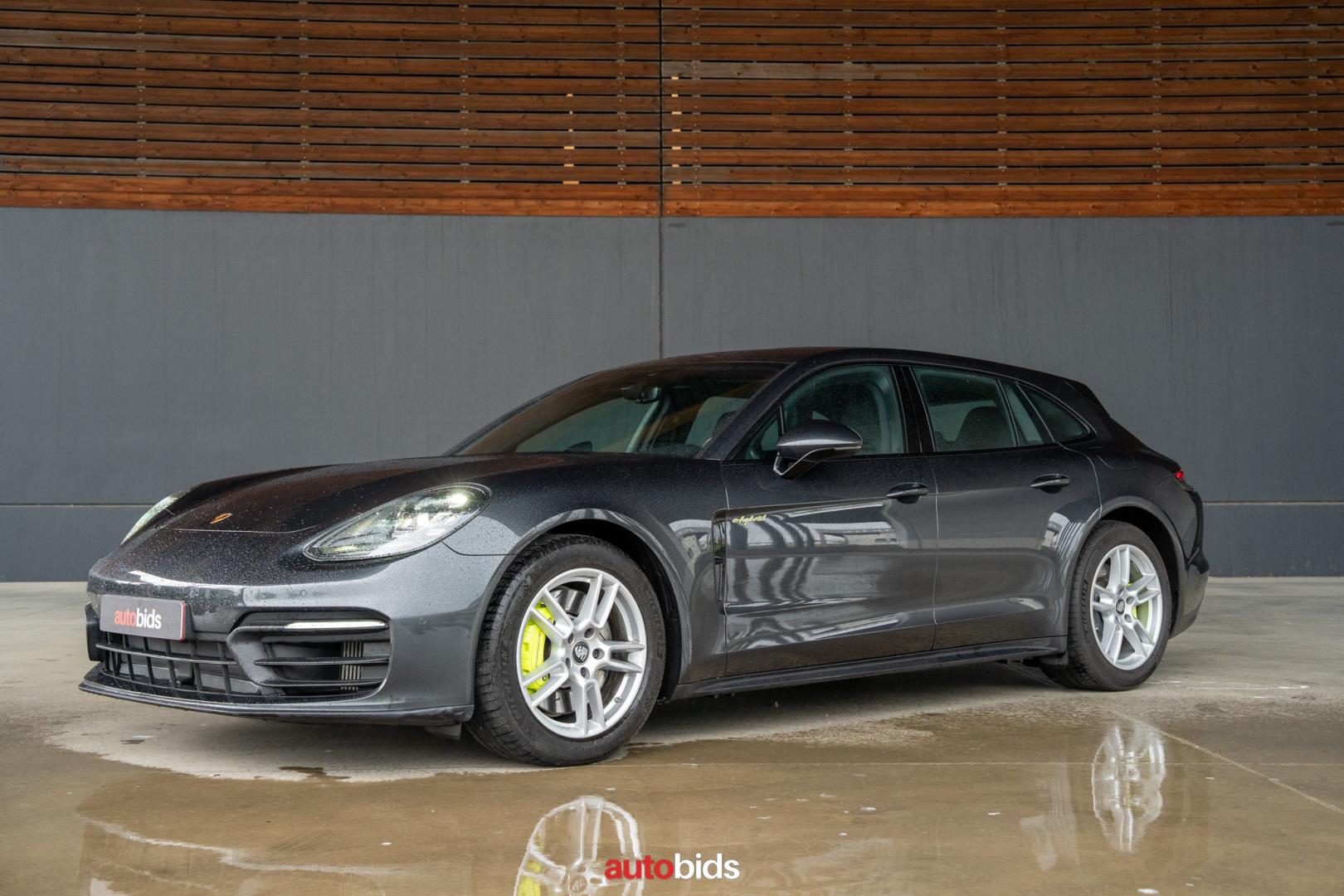 Porsche Panamera 4 E-Hybrid